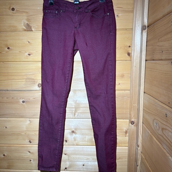 women’s burgundy denim jeans size 2 EUC - Picture 2 of 7
